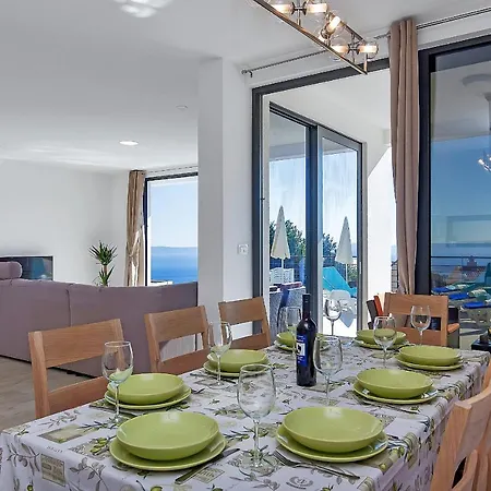 Maslina * Makarska